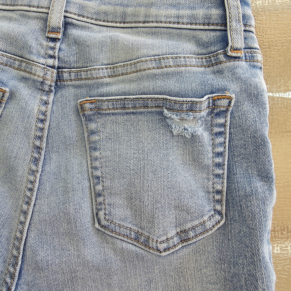 GAP Boys Light Wash Skinny Jeans Distressed Raw Hem Modern Casual Fit - Picture 4 of 8